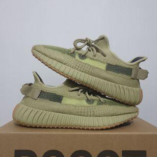 Yeezy 350 v2 Sulfur