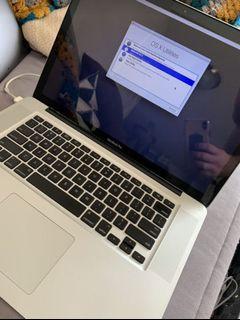 APPLE LAPTOP