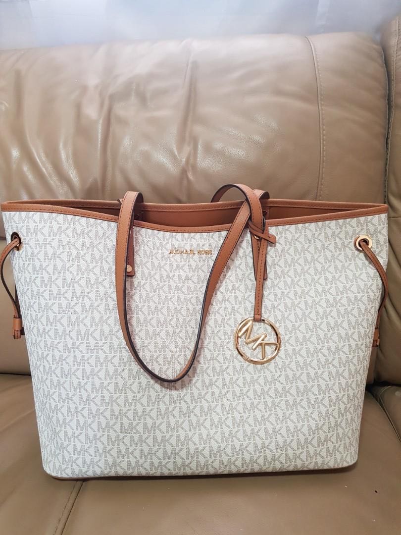 Authentic Michael Kors Drawstring Tote Bag Vanilla Women s