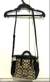 coach long strap shoulder bag