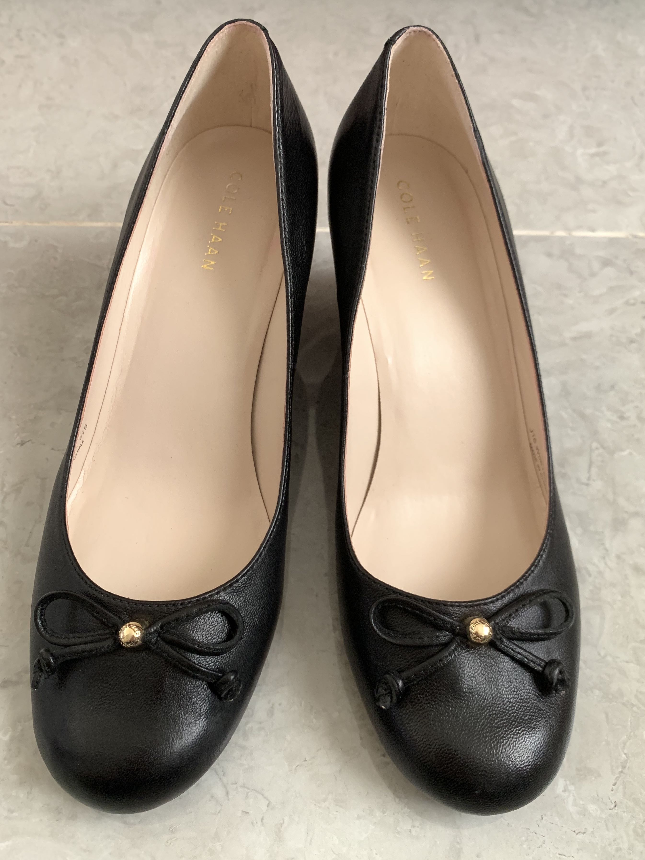 cole haan black wedges