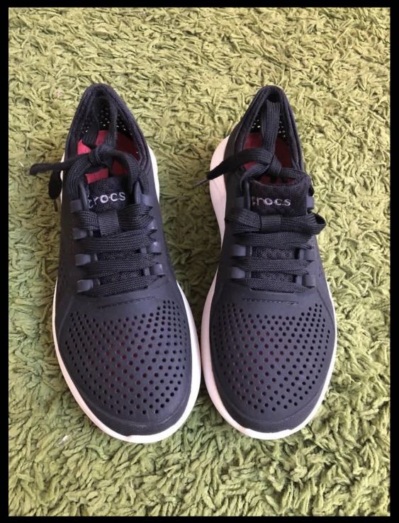 Crocs waterproof 2025 sneakers