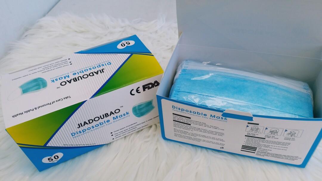 Disposable face mask (Category: Medical Supplies & Tools) located in Las Pinas. Submitted by modish8 (Listing ID 1010695153, Image 2). Description: 3ply disposable face mask 60pcs/box cod via lalamove.
