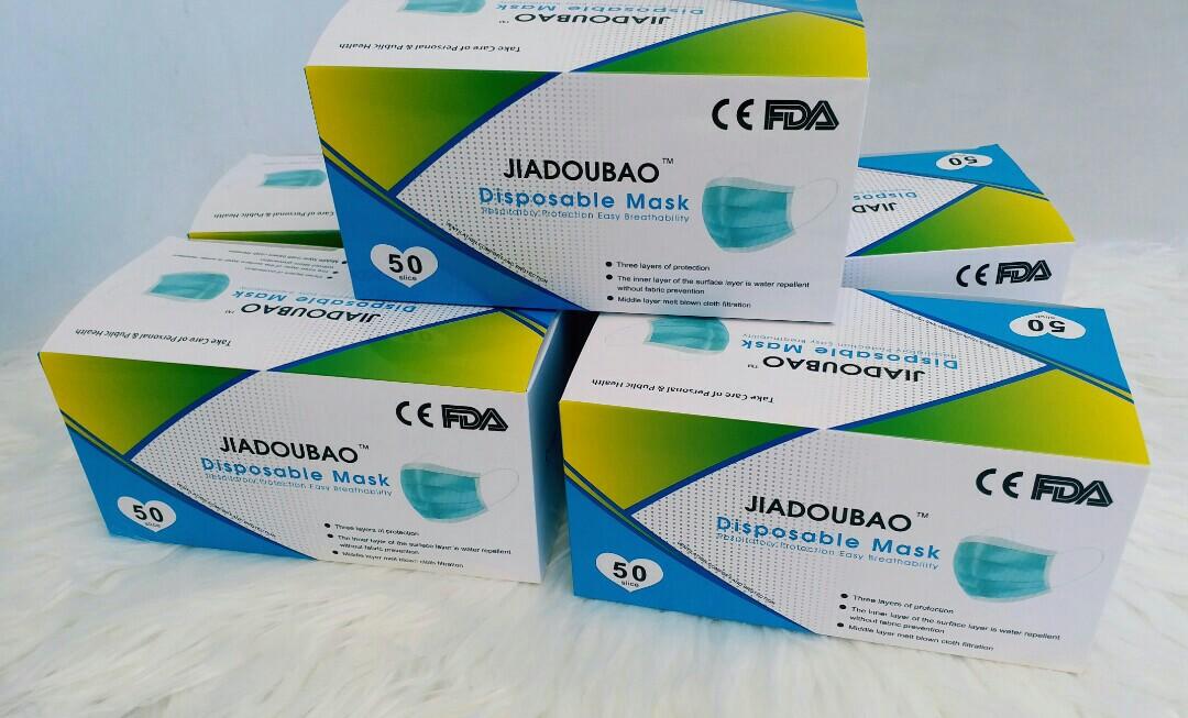 Disposable face mask (Category: Medical Supplies & Tools) located in Las Pinas. Submitted by modish8 (Listing ID 1010695153, Image 1). Description: 3ply disposable face mask 60pcs/box cod via lalamove.