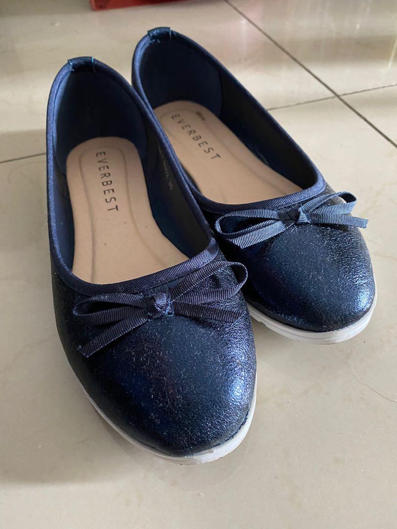 Everbest Flat shoes, Women's Fashion, Footwear, Flats on Carousell