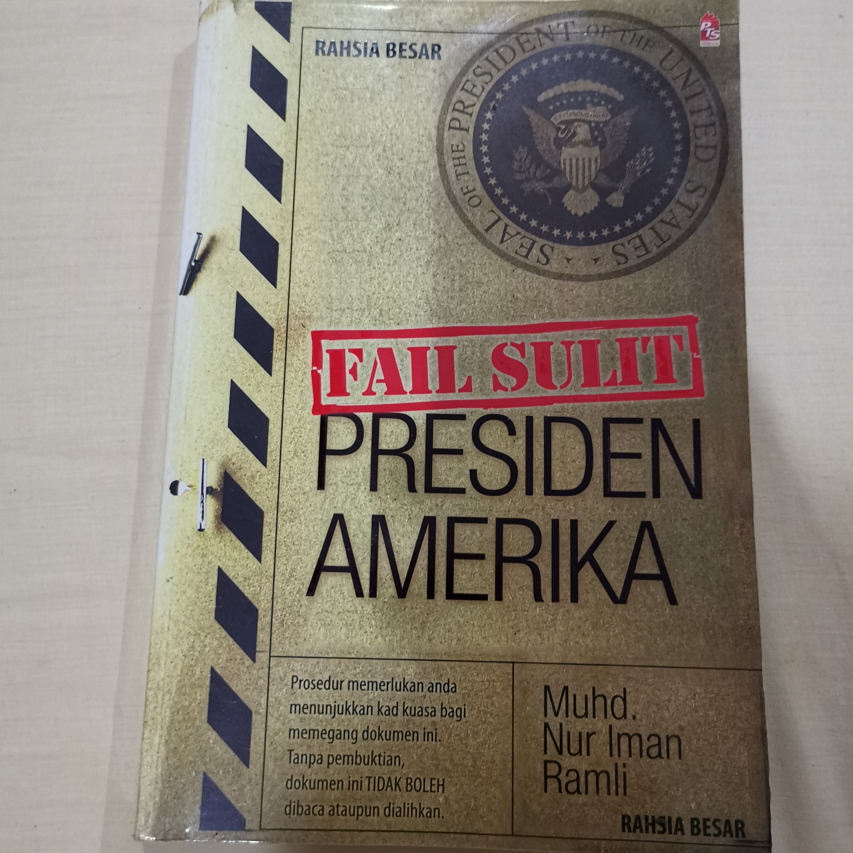 Fail Sulit Presiden Amerika Books Stationery Books On Carousell