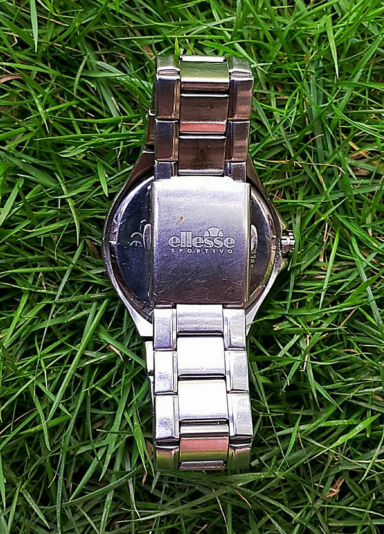 Ellesse sportivo sales watch