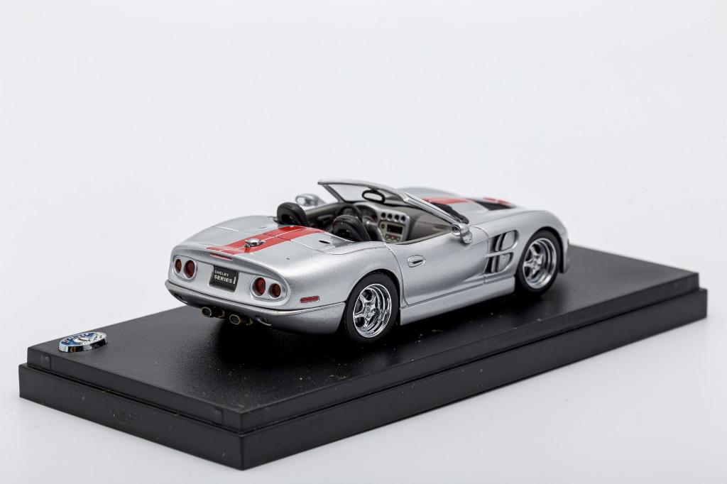 Kyosho 1/43 SHELBY SERIES (SILVER/RED) No.03131SR, 興趣及遊戲, 收藏品及紀念品, 明星周邊-  Carousell