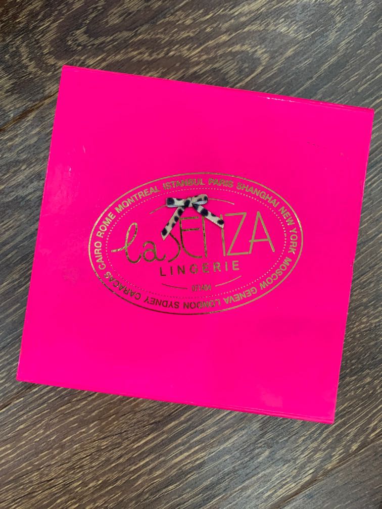La Senza Gift Box, Hobbies & Toys, Stationery & Craft ...