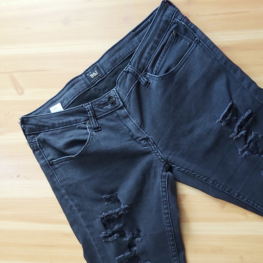 lee ripped jeans