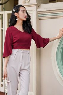 (Category: ) located in . Submitted by clothes_haul (Listing ID 1010593964, Image 1). Description: .