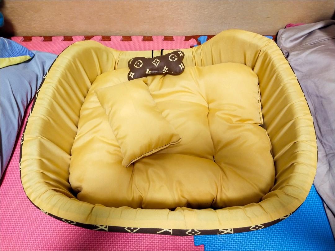 LV inspired dog bed, Pet Supplies, Homes & Other Pet Accessories on  Carousell