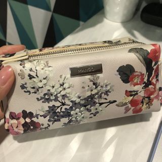 (Category: ) located in . Submitted by ains.preloved (Listing ID 1010695177, Image 1). Description: .