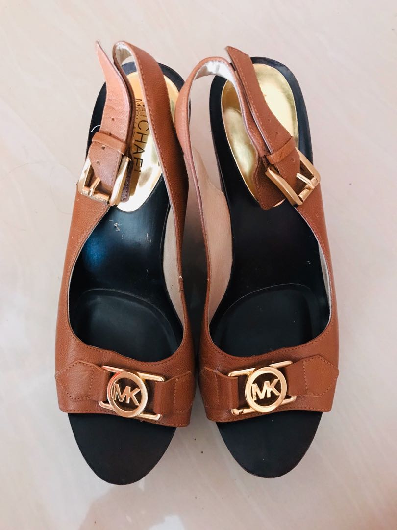 kors heels