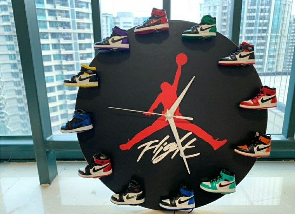 MJ WALL CLOCK WITH 