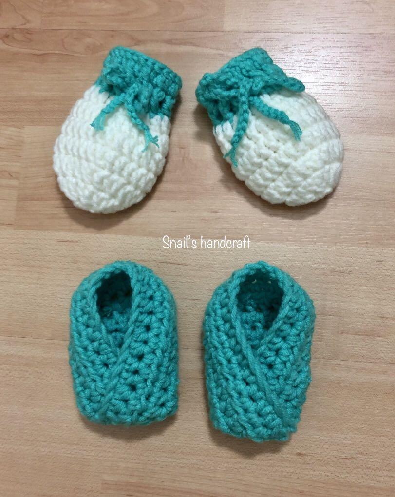 newborn baby mittens and booties