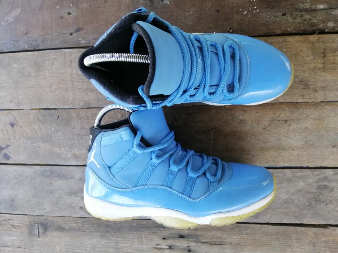 aj11 unc