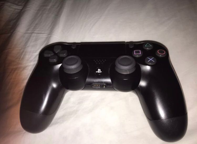 PlayStation4 (slim)