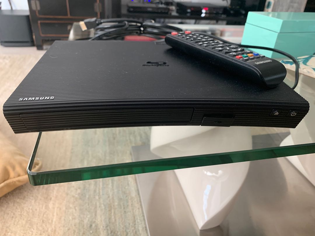 Samsung CD/ DVD / Blue Ray disc player, TV & Home Appliances, TV ...