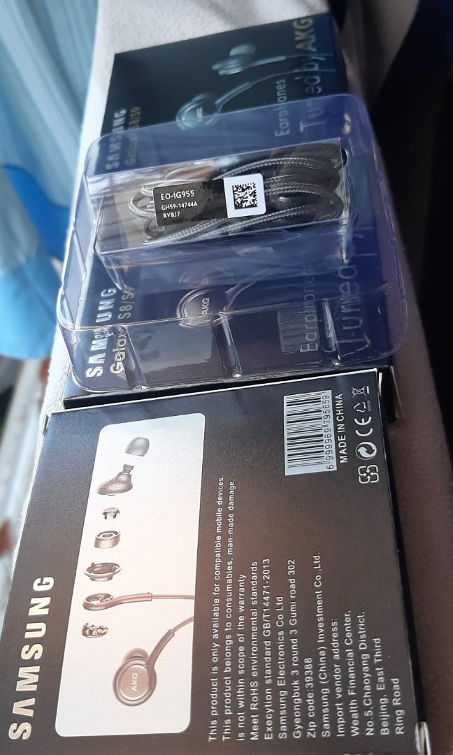 Samsung Earphone Tuned by AKG (Category: Earphones) located in Pasig City. Submitted by nylsel05 (Listing ID 1010539359, Image 2). Description: Samsung AKG EarPods -with Volume Controller and Mic -OEM (Original Equipment Manufacturer) -good quality -malakas ang sound -malakas ang bass -compatible sound sa any android and iOs phones -test muna bago bayad Meet Ups: Pasig Palengke Mang Inasal Pasig Shopwise/Jollibee Mercedez San Miguel Elementary Sc