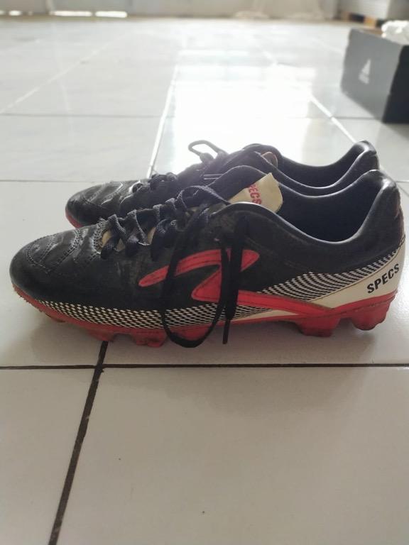 Sepatu Bola Specs Men S Fashion Men S Footwear Others On Carousell