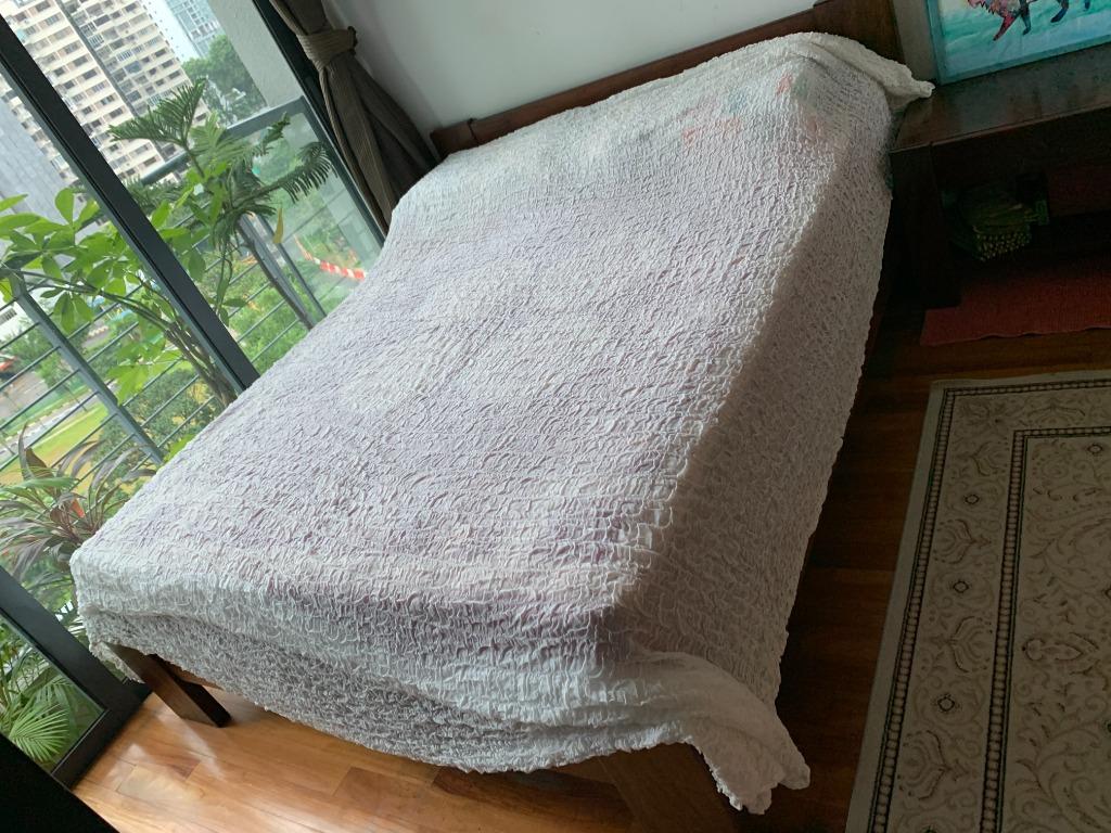 Solid Rubber Wood Queen Size Bed Furniture Beds Mattresses On Carousell