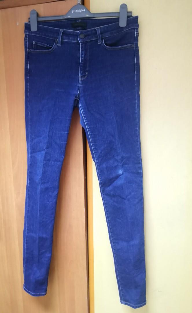 blue maong pants