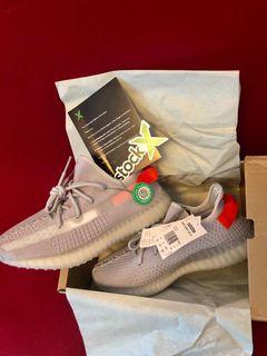Yeezy V2 Tail Light 💯💯💯❗️🔥