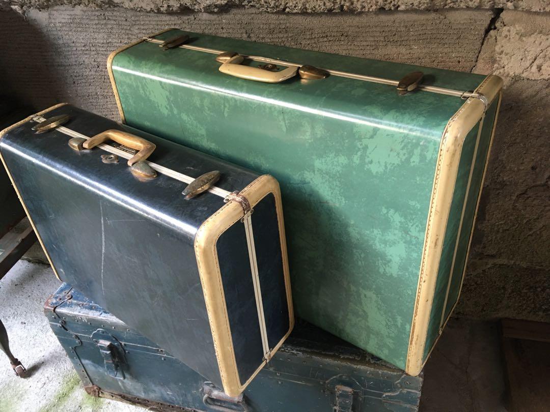 antique samsonite suitcase