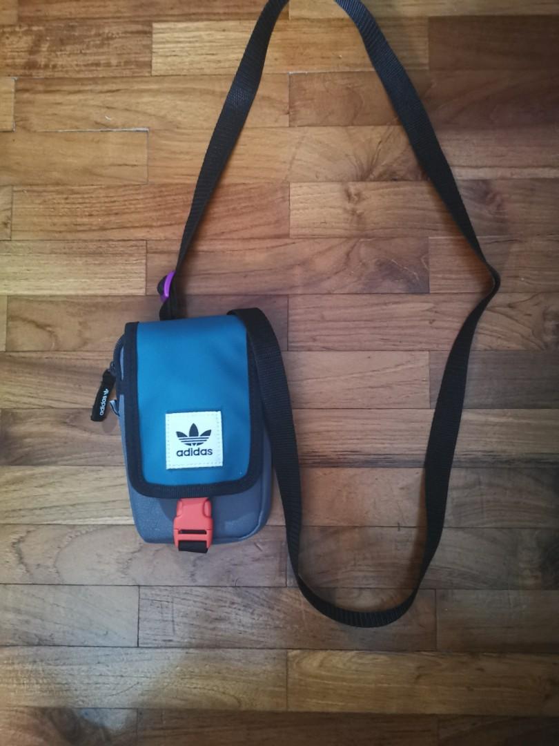 Adidas map bag Men s Fashion Bags Sling Bags on Carousell