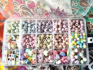Assorted Plastic Beads