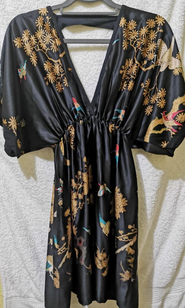backless kimono dress