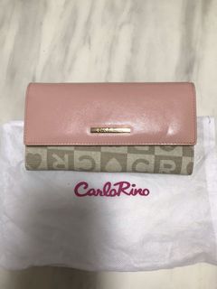 (Category: ) located in . Submitted by fullcloset (Listing ID 1014840746, Image 1). Description: .