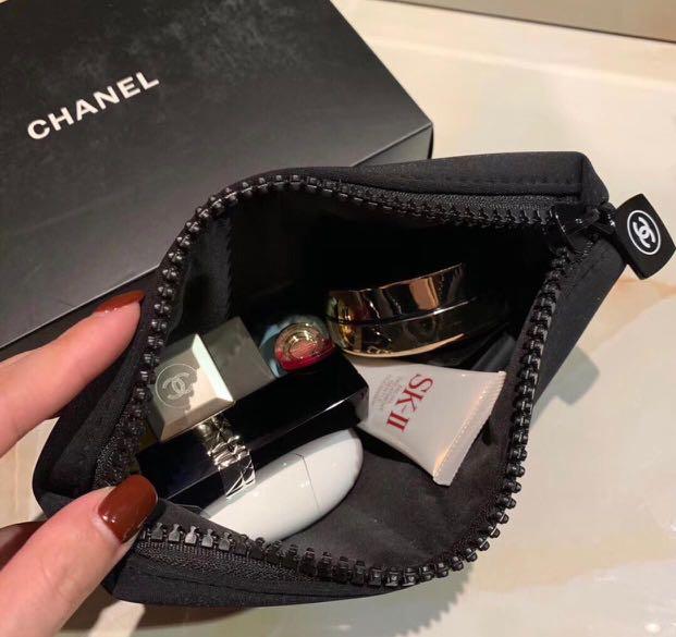Chanel Makeup Pouch Bag, Women's Fashion, Bags & Wallets, Purses & Pouches  on Carousell