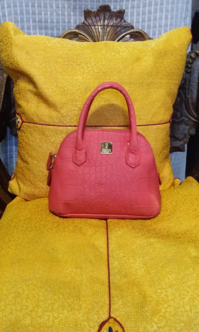 Defaye black alma bag small