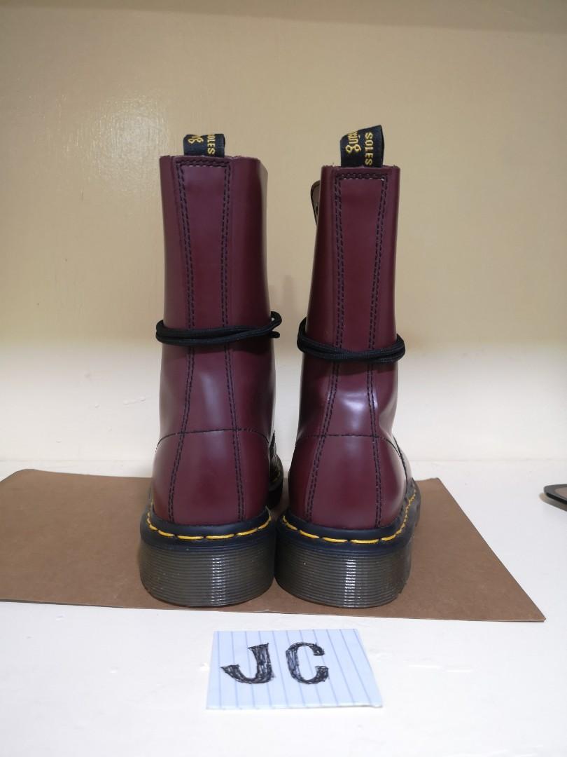 dr martens 1490 cherry