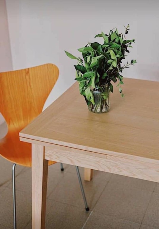 Extendable dining table / work desk, Furniture & Home Living, Furniture