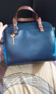 (Kategori: ) berada di . Dikirim oleh retnotobing (ID iklan 1014962201, Gambar 1). Deskripsi: .