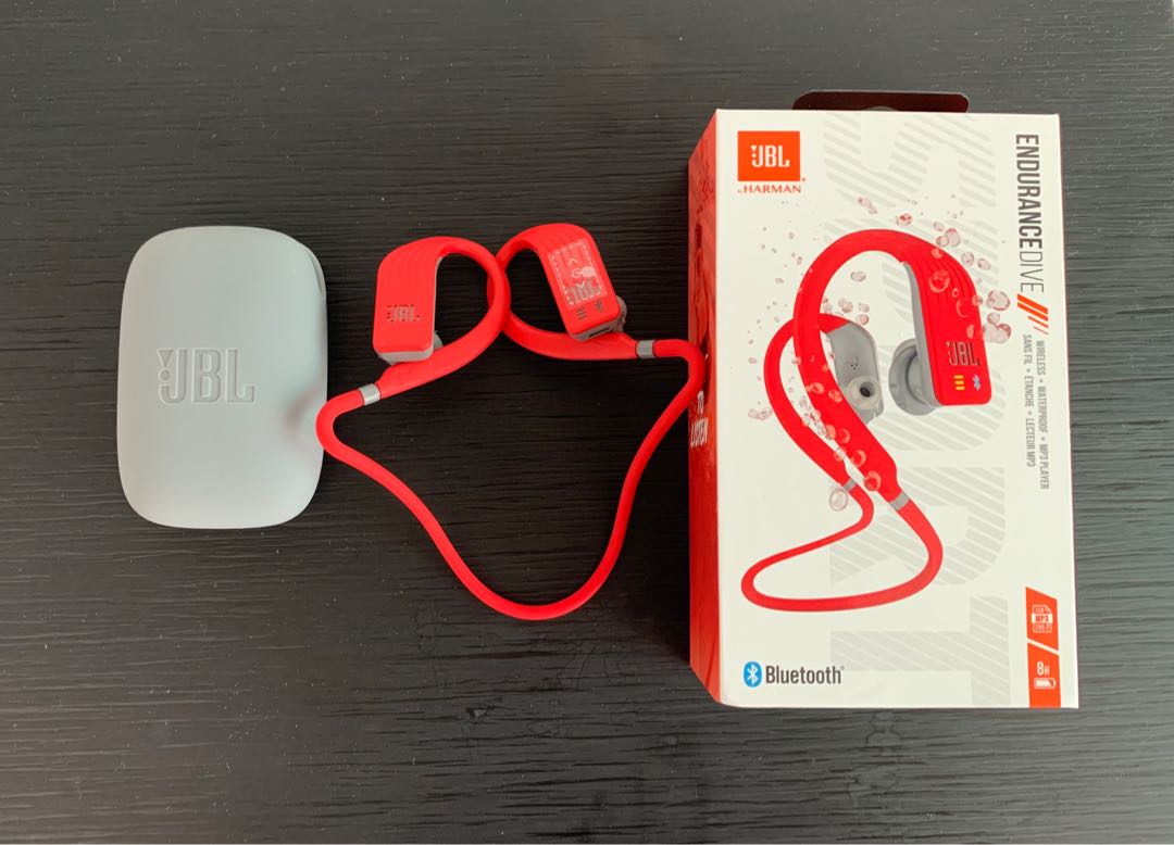Jbl endurance hotsell dive red