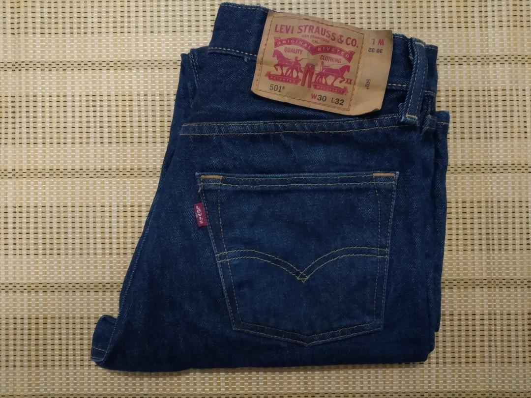 size 30 in levis