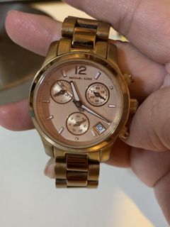 (Category: ) located in . Submitted by preloved4eva (Listing ID 1014993498, Image 1). Description: .