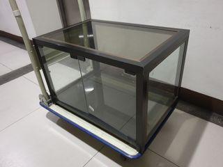 Mini-glass Cabinet Showcase (tinted tempered glass, industrial aluminum frame)