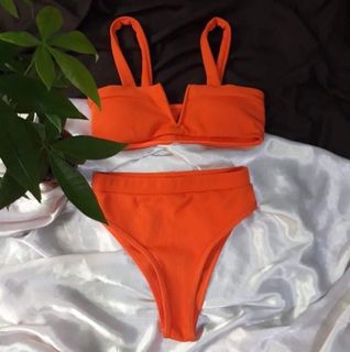 (Category: ) located in . Submitted by lxexnn (Listing ID 1014985654, Image 1). Description: .