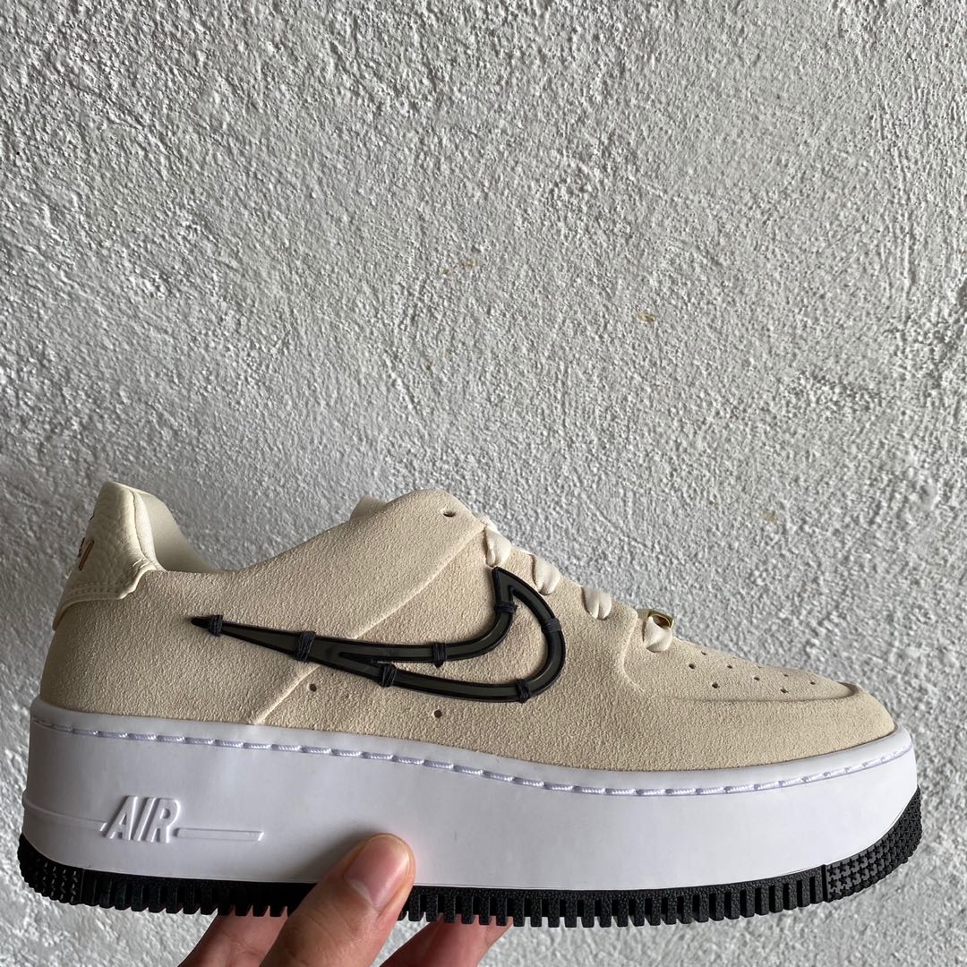 Nike Air Force 1 Sage Low LX 'Light Cream', Women's Fashion, Shoes,  Sneakers on Carousell