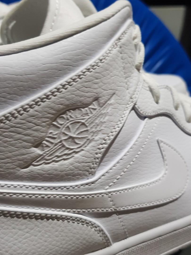 Nike Air Jordan 1 Mid Triple White Basketball Sneakers Size 12 BNDS