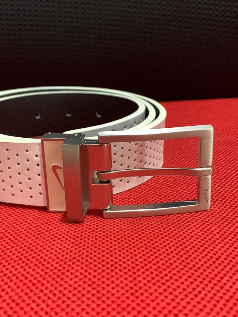 belt nike