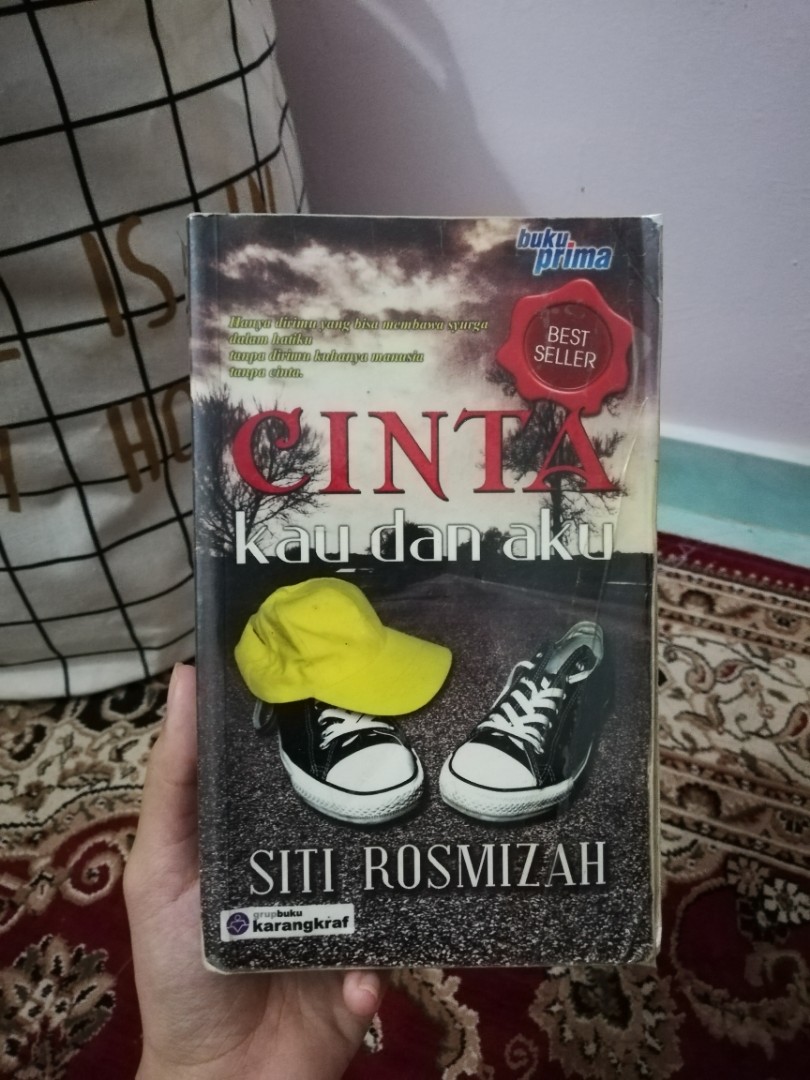 Novel Cinta Kau Dan Aku Siti Rosmizah Books Stationery Books On Carousell