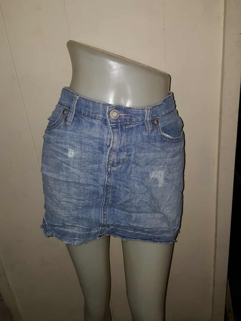 Old Navy Denim Mini Skirt With Pocket Extralarge Women S Fashion Clothes Dresses Skirts On Carousell