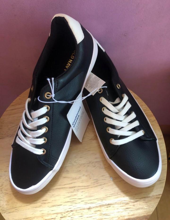 Old Navy Shoes Size 7 Men S Fashion Footwear Sneakers On Carousell