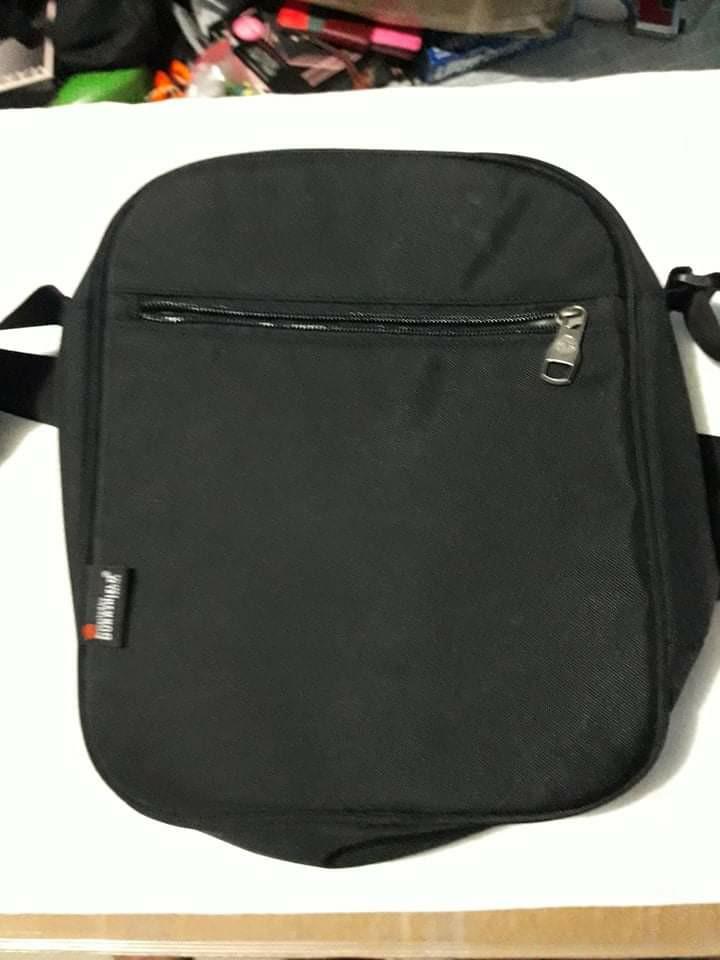 Original Hawk bag, Men's Fashion, Bags, Sling Bags on Carousell